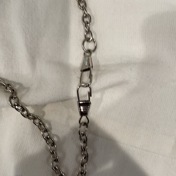 Chain - Picture 2 of 2